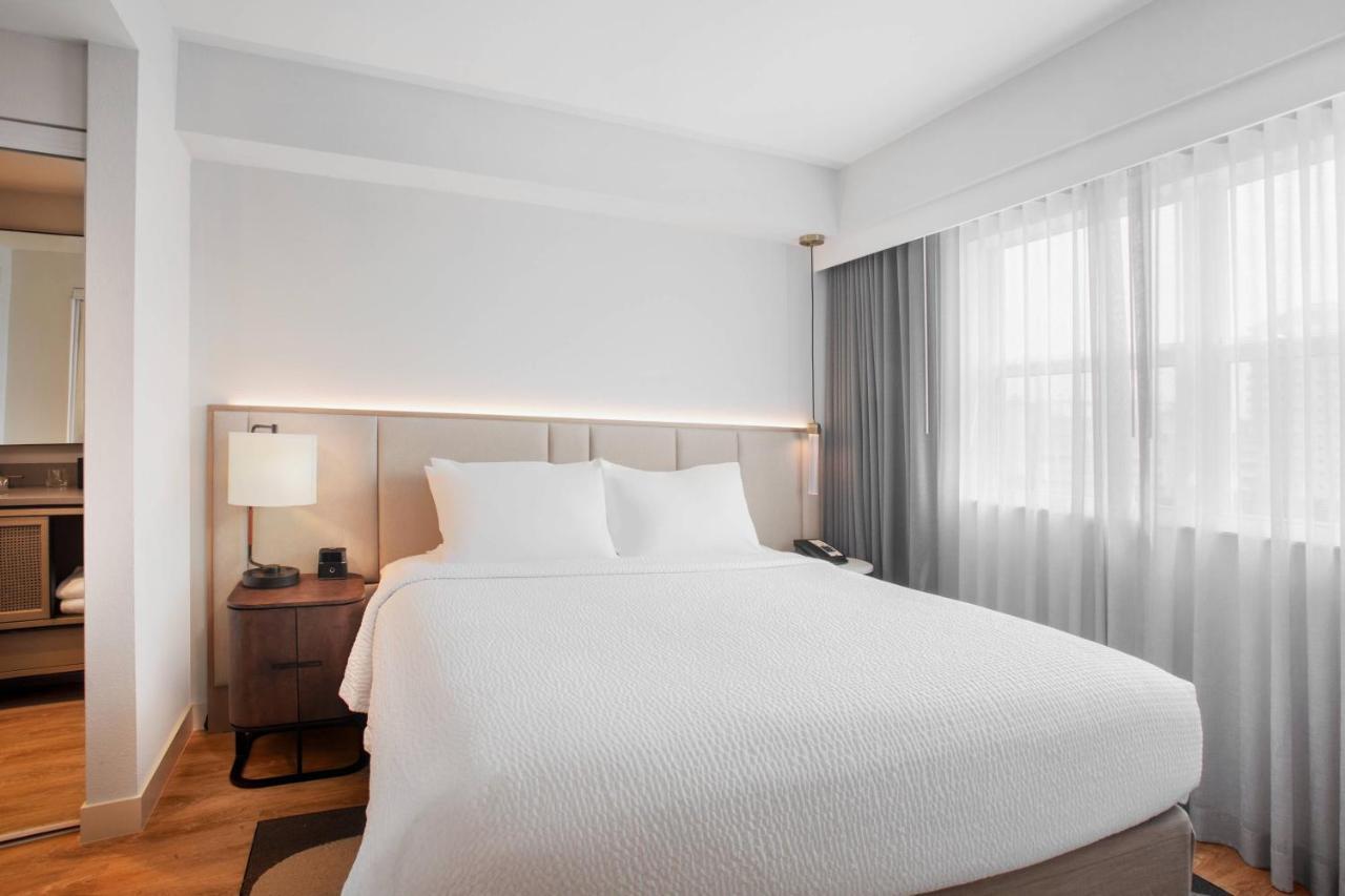 Residence Inn By Marriott Miami Aventura Mall Bagian luar foto