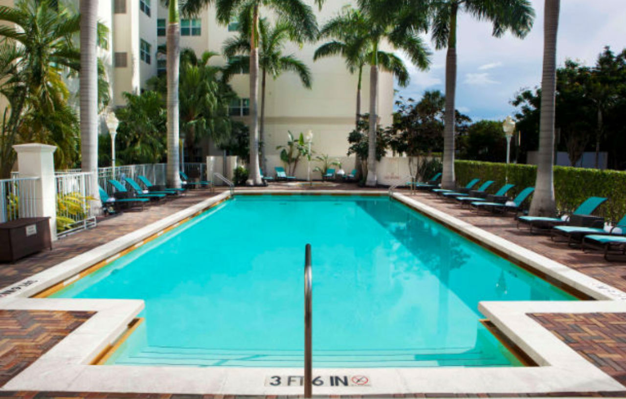 Residence Inn By Marriott Miami Aventura Mall Bagian luar foto